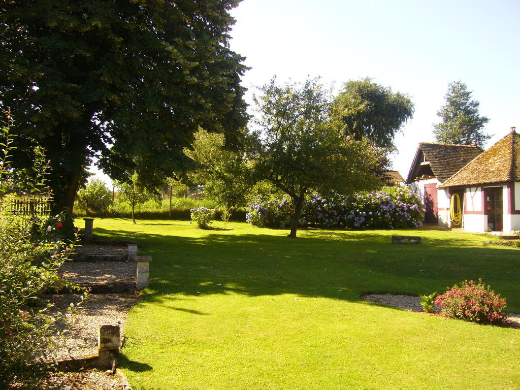 Manoir De La Vente De Rouville Mesnil-Raoul Номер фото